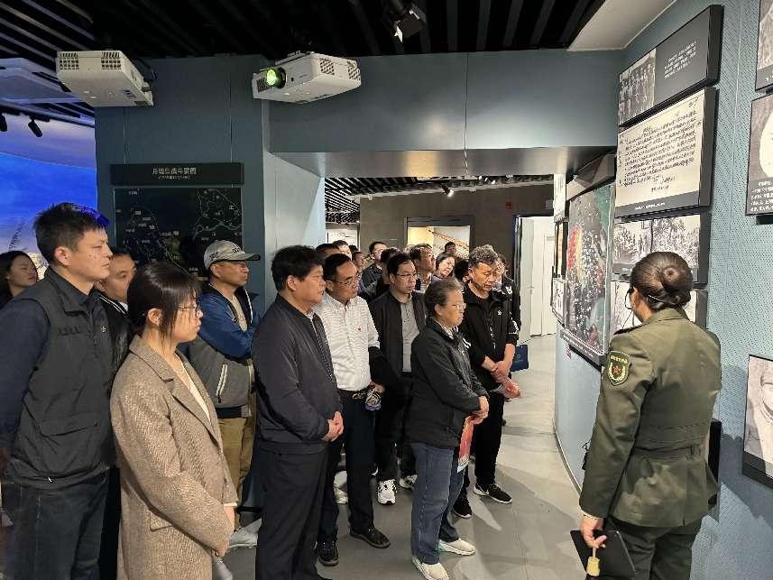 1714460756145858.jpg 9.jpg